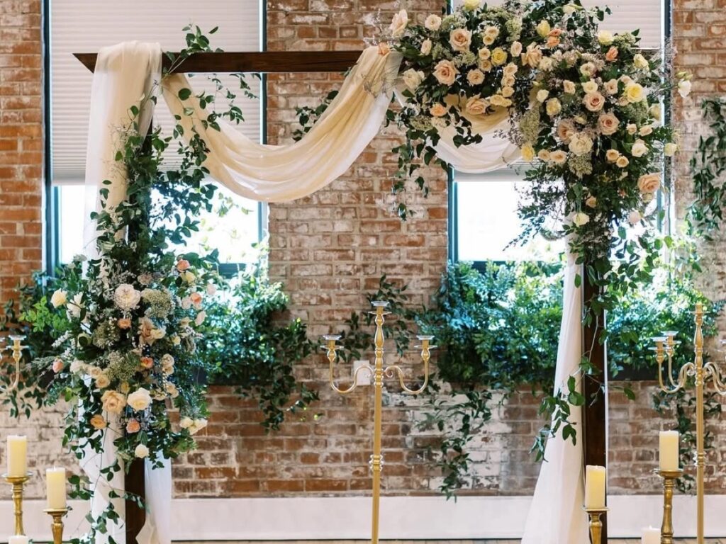 secret-garden-arch-1200x900